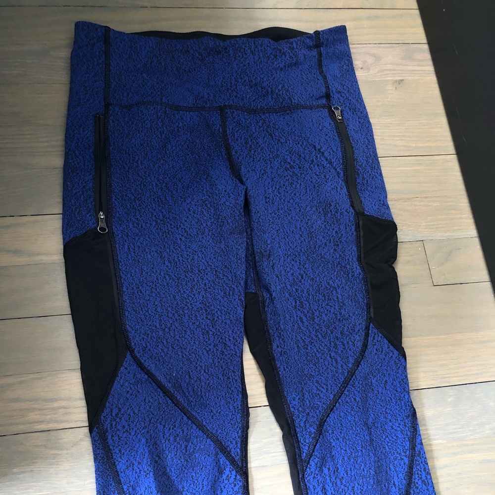 LULU LEMON CROPPED MESH LEGGINGS SIZE 8